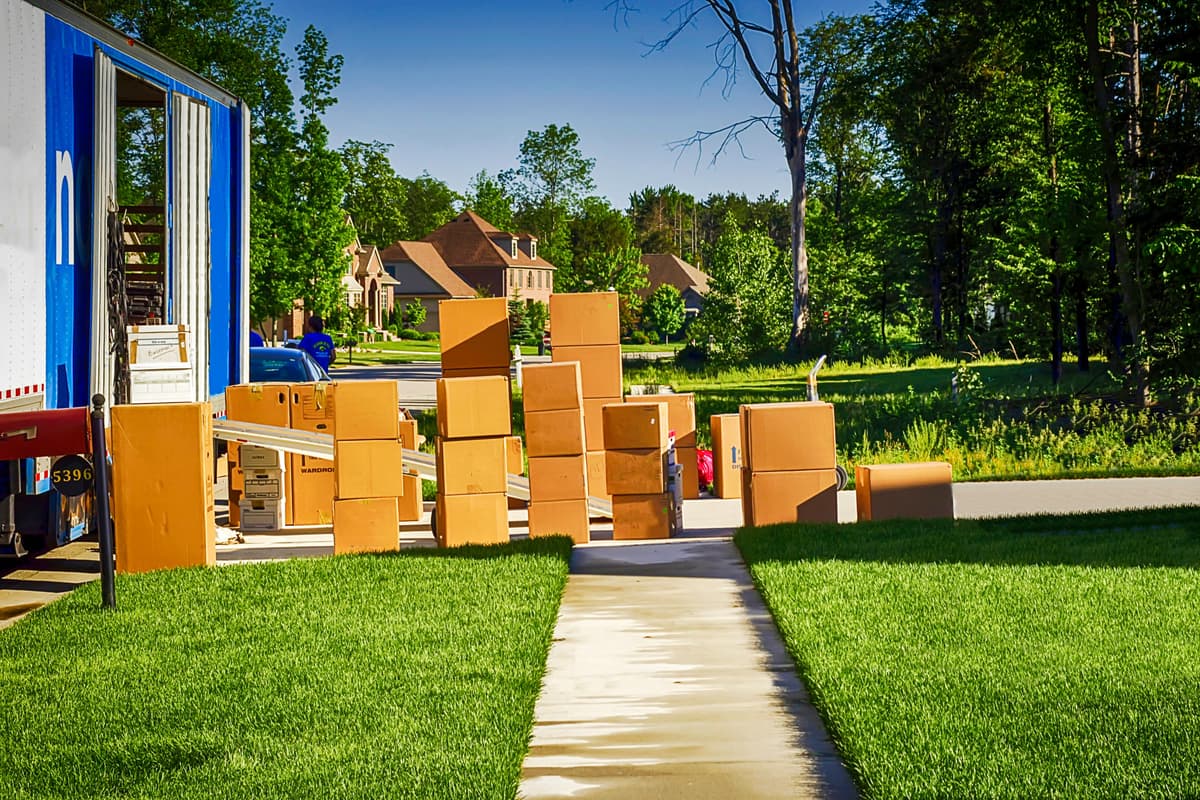Credit Card Debt from Moving and Relocation: How to Resolve What the Move Left Behind